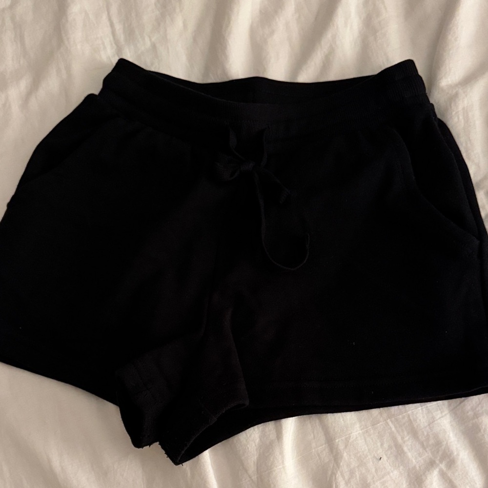 Colsie Black Sweat Women's Shorts
